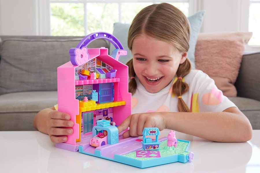 Polly Pocket Pollyville Fresh Market Playset — view 2