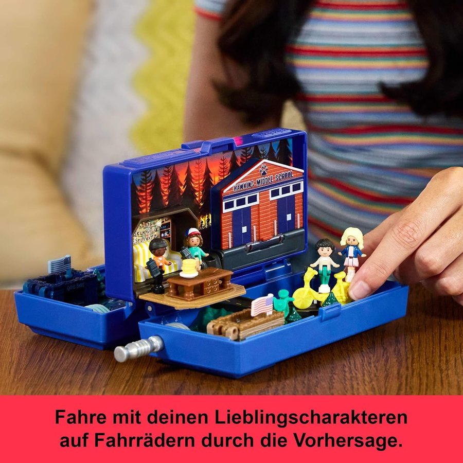 Polly Pocket Stranger Things Collector Compact — view 4